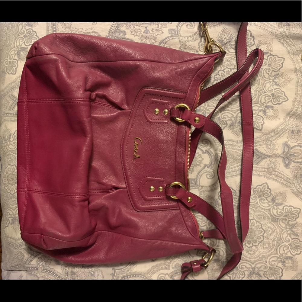 Coach shoulder bag